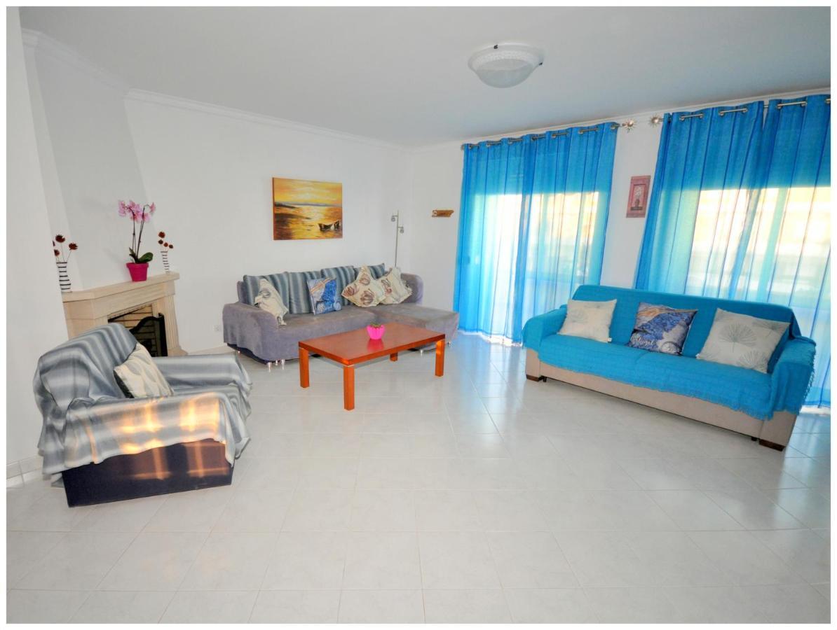 Apartamentos Capitolina Quarteira Eksteriør bilde