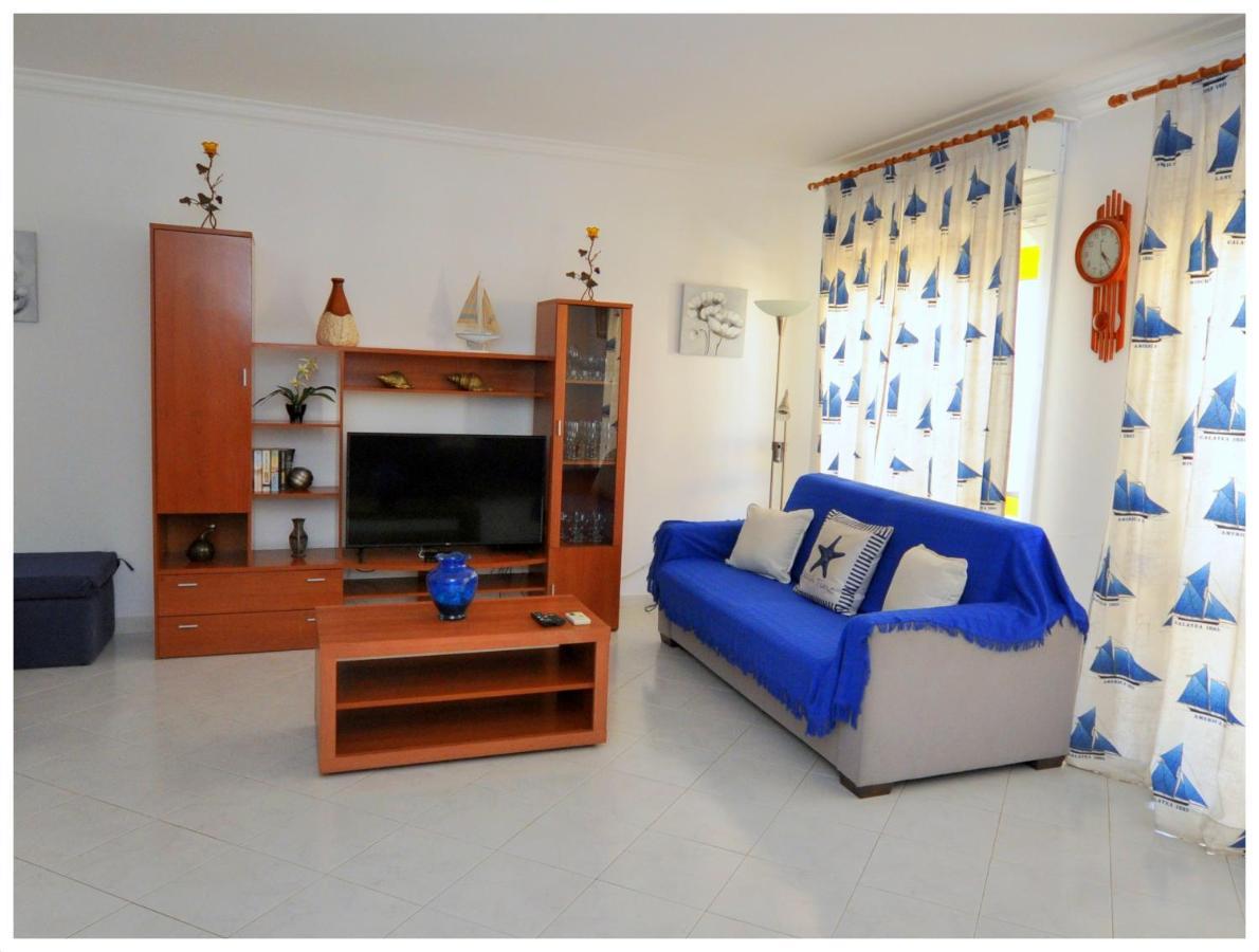 Apartamentos Capitolina Quarteira Eksteriør bilde