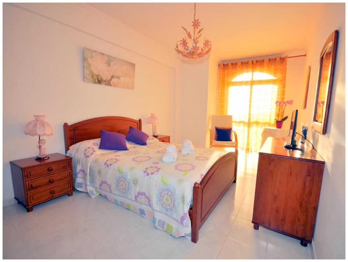 Apartamentos Capitolina Quarteira Eksteriør bilde