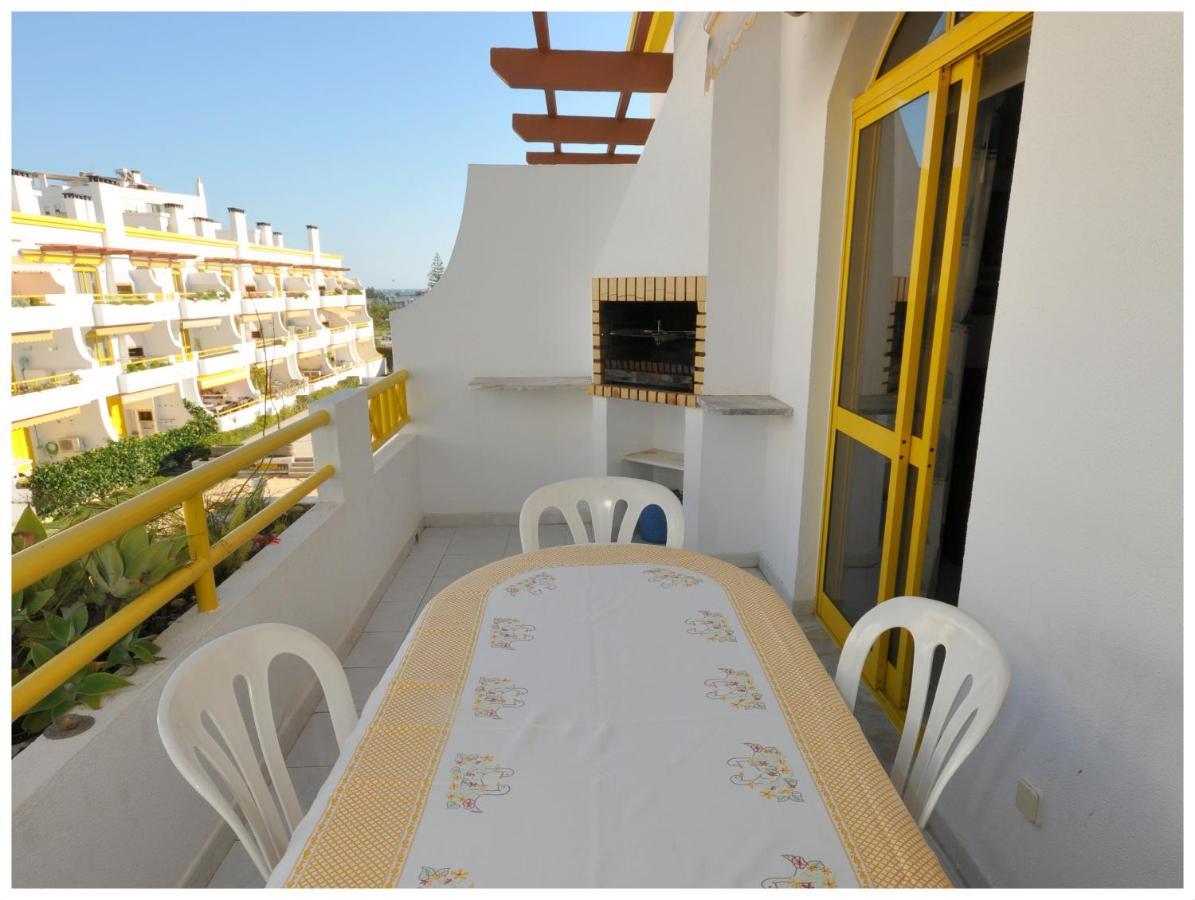 Apartamentos Capitolina Quarteira Eksteriør bilde
