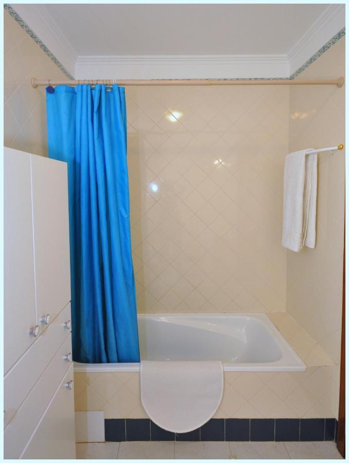 Apartamentos Capitolina Quarteira Eksteriør bilde