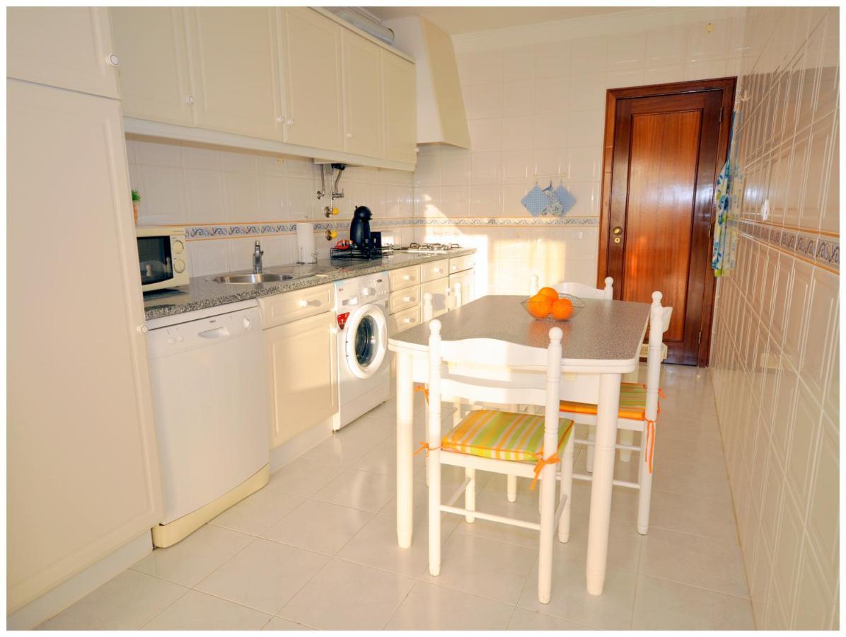Apartamentos Capitolina Quarteira Eksteriør bilde